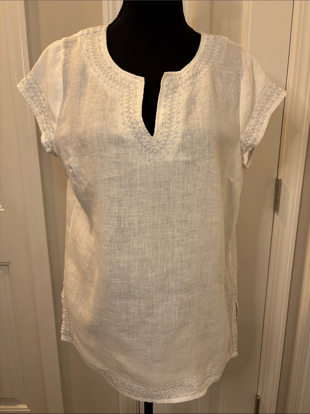 Saint Tropez West White Linen Split-Neck Tunic Size Medium